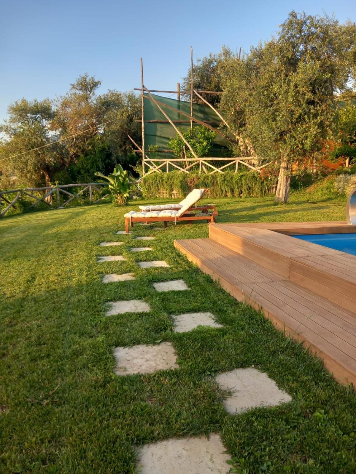 Sorrento Studios Lemons Hill Bagian luar foto